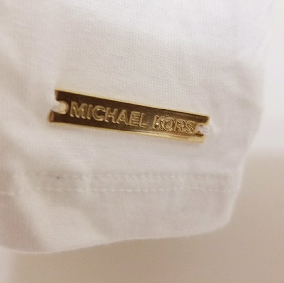 Michael Kors Smocked Off-The-Shoulder Top Natural - Picture 4 of 8